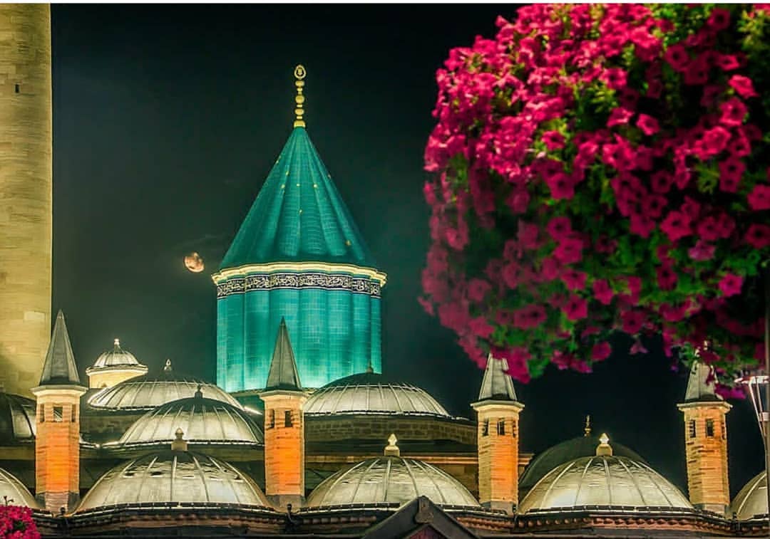 Holy Shrine of Maulana Jalaluddin Mohammad Rumi Balkhi In Konya 56